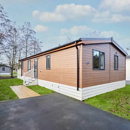 Daire Cherry With Hot Tub York