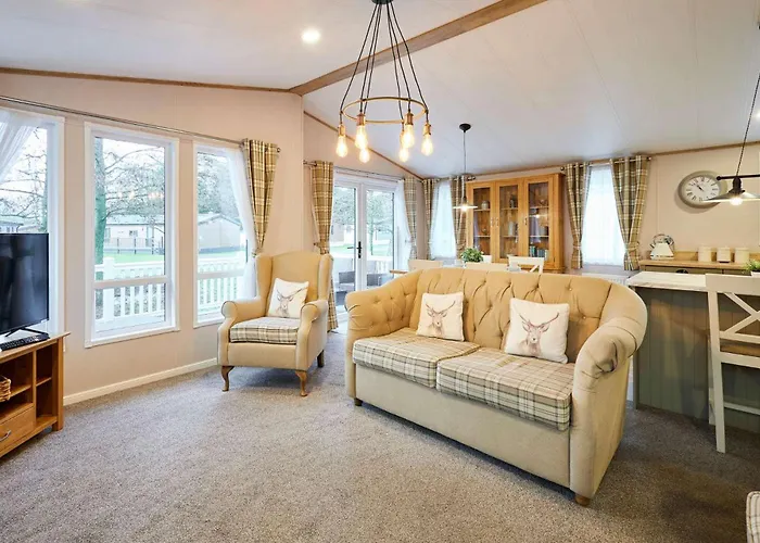 Cherry With Hot Tub *