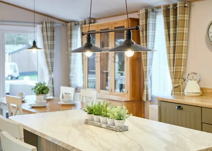 Cherry With Hot Tub * York