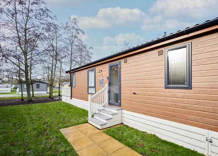 Cherry With Hot Tub * York