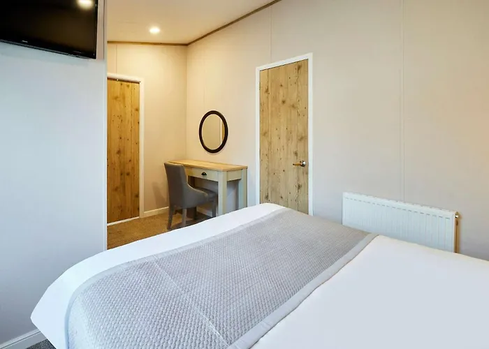 Cherry With Hot Tub Daire